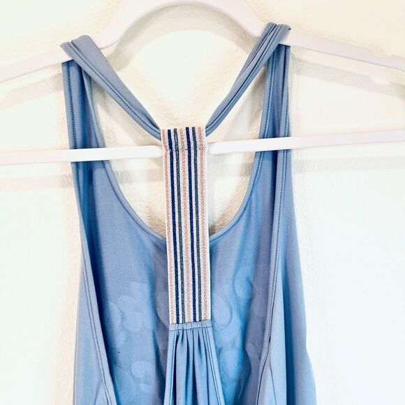 WILDFOX PLANKS AND PROSECCO TANK TOP SIZE SMALL - Picture 3 of 6